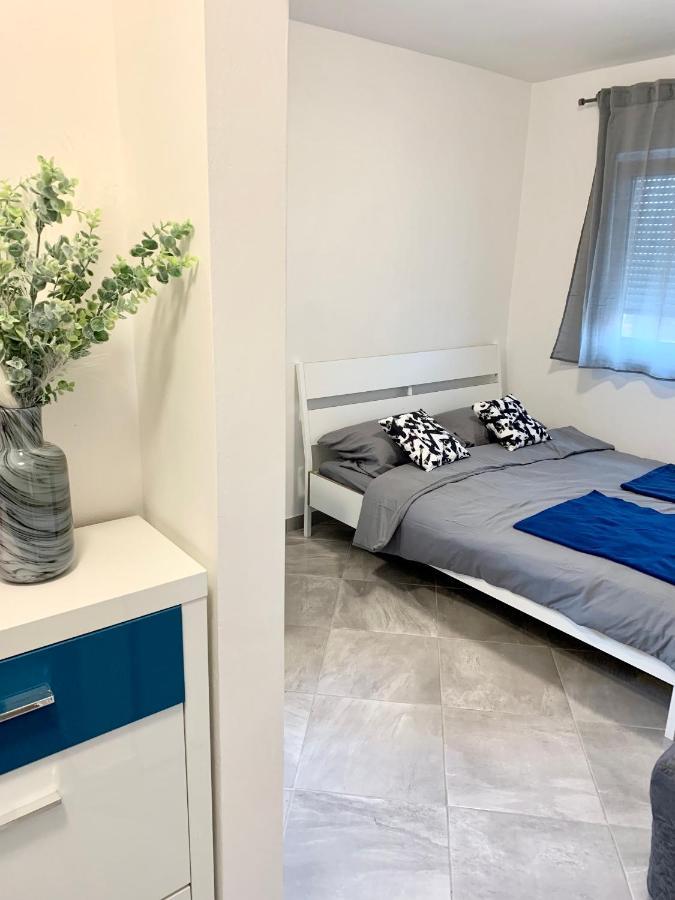 Studio Apartman Bruna-Liznjan, Medulin Bagian luar foto